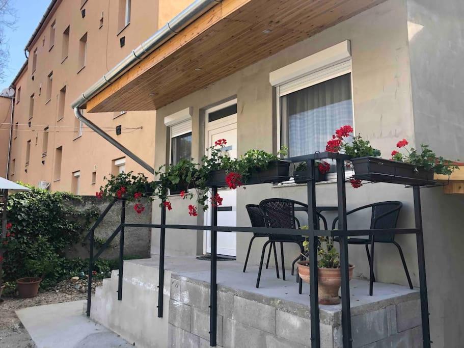 Mora Apartman 3. Kiskunfélegyháza Kültér fotó